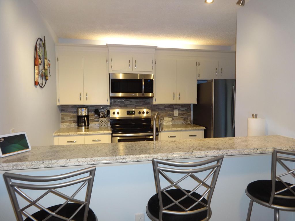 Photo of 1424 14th Court, Jupiter, FL 33477 (MLS # R11164702)