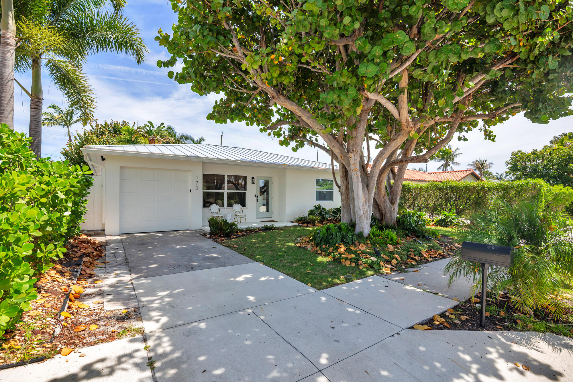 170 Wellesley Drive