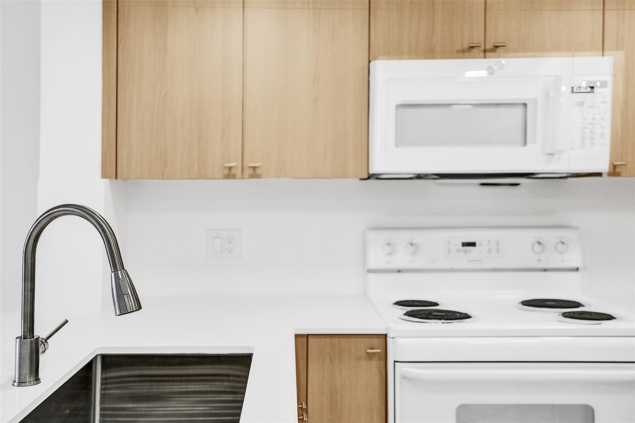 TANGERINE CONDOMINIUM SEV - Residential Lease