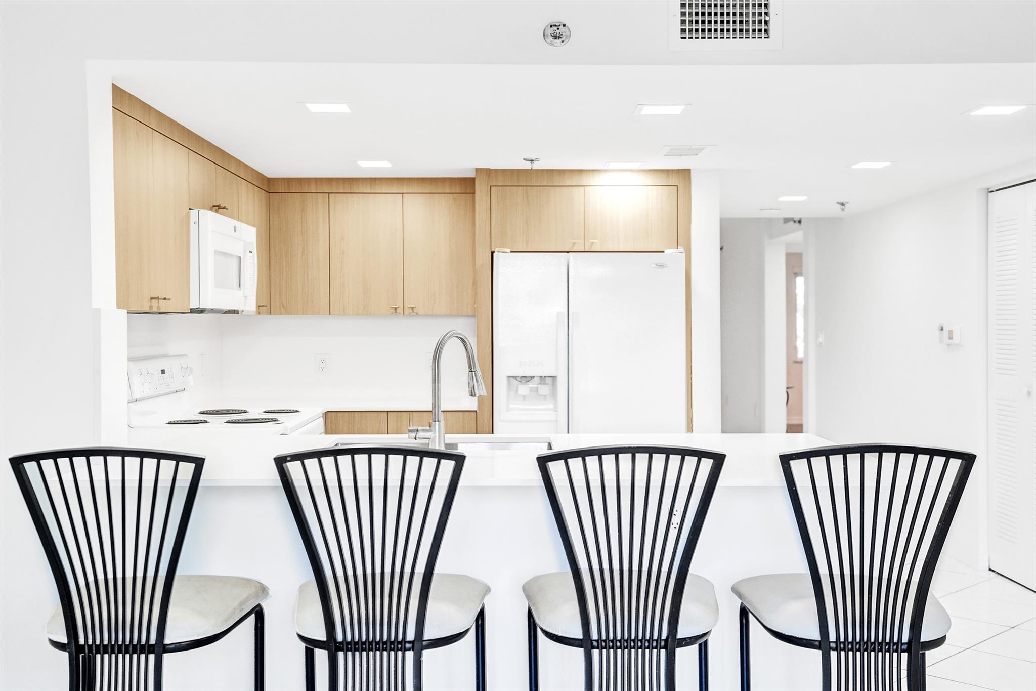 TANGERINE CONDOMINIUM SEV - Residential Lease