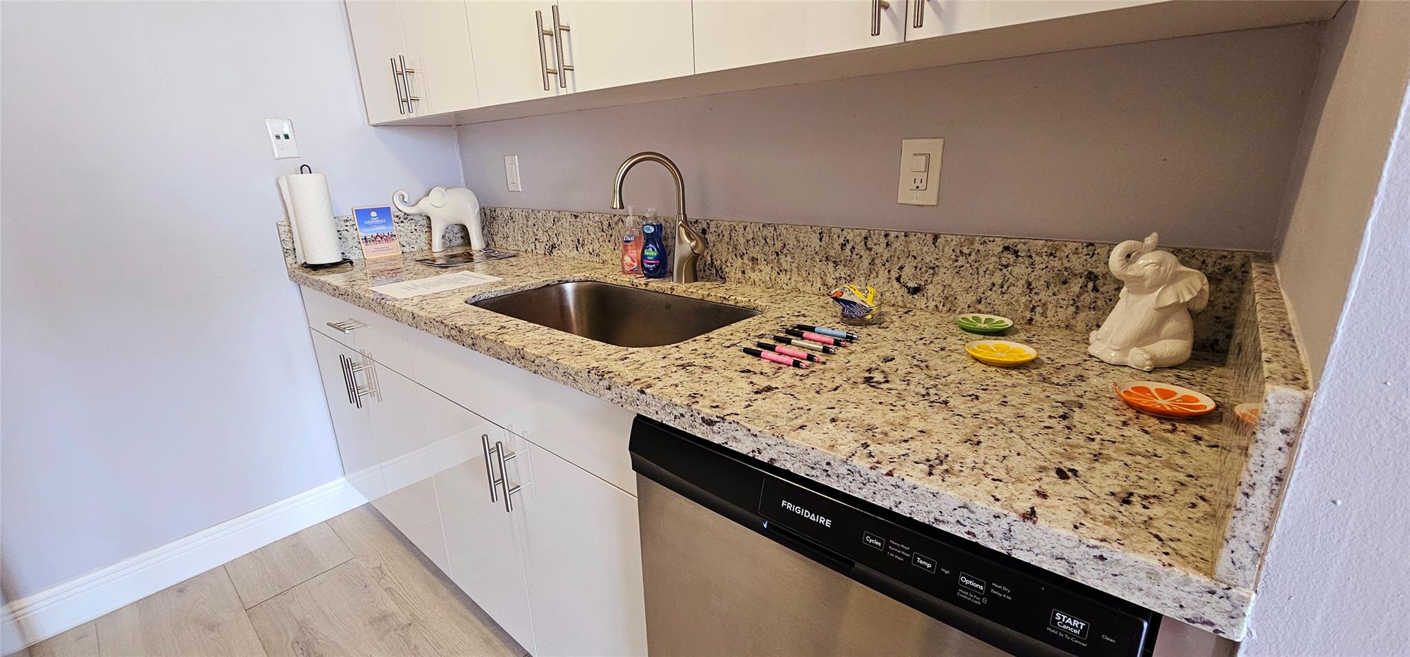 KEYSTONE TOWERS CONDO - Residential Lease