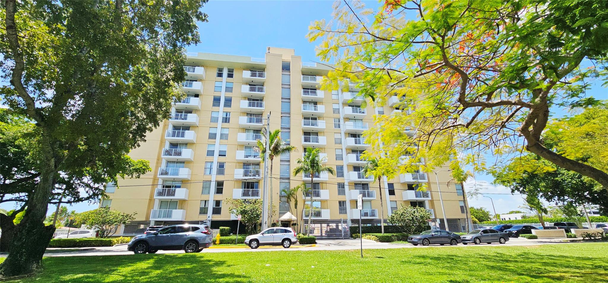 KEYSTONE TOWERS CONDO - Residential Lease