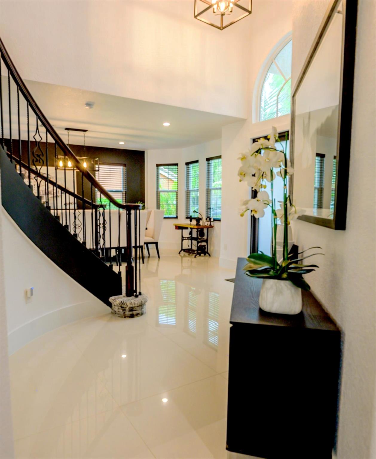1730 Annandale Cir