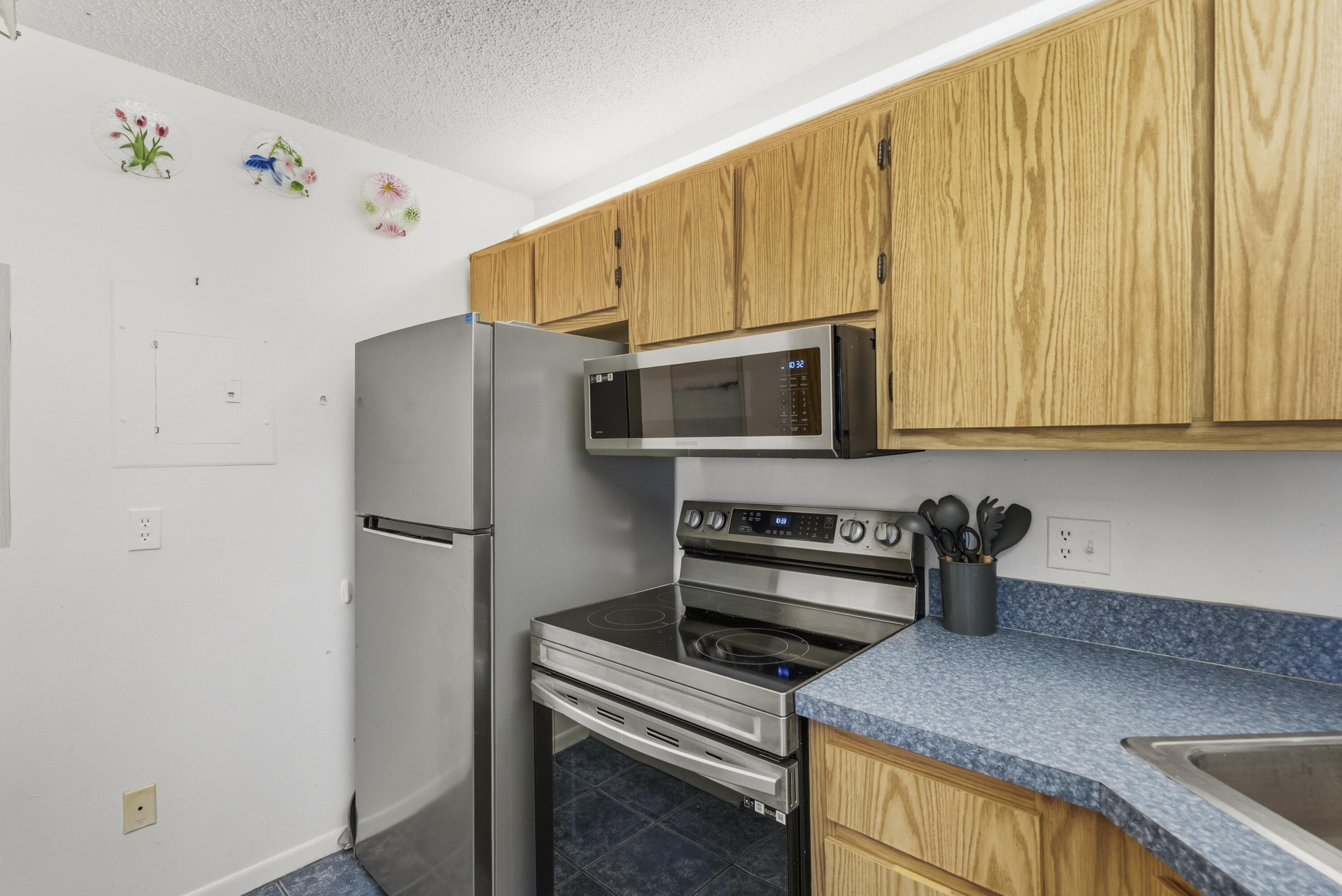 Jensen Beach Club Condo - Residential