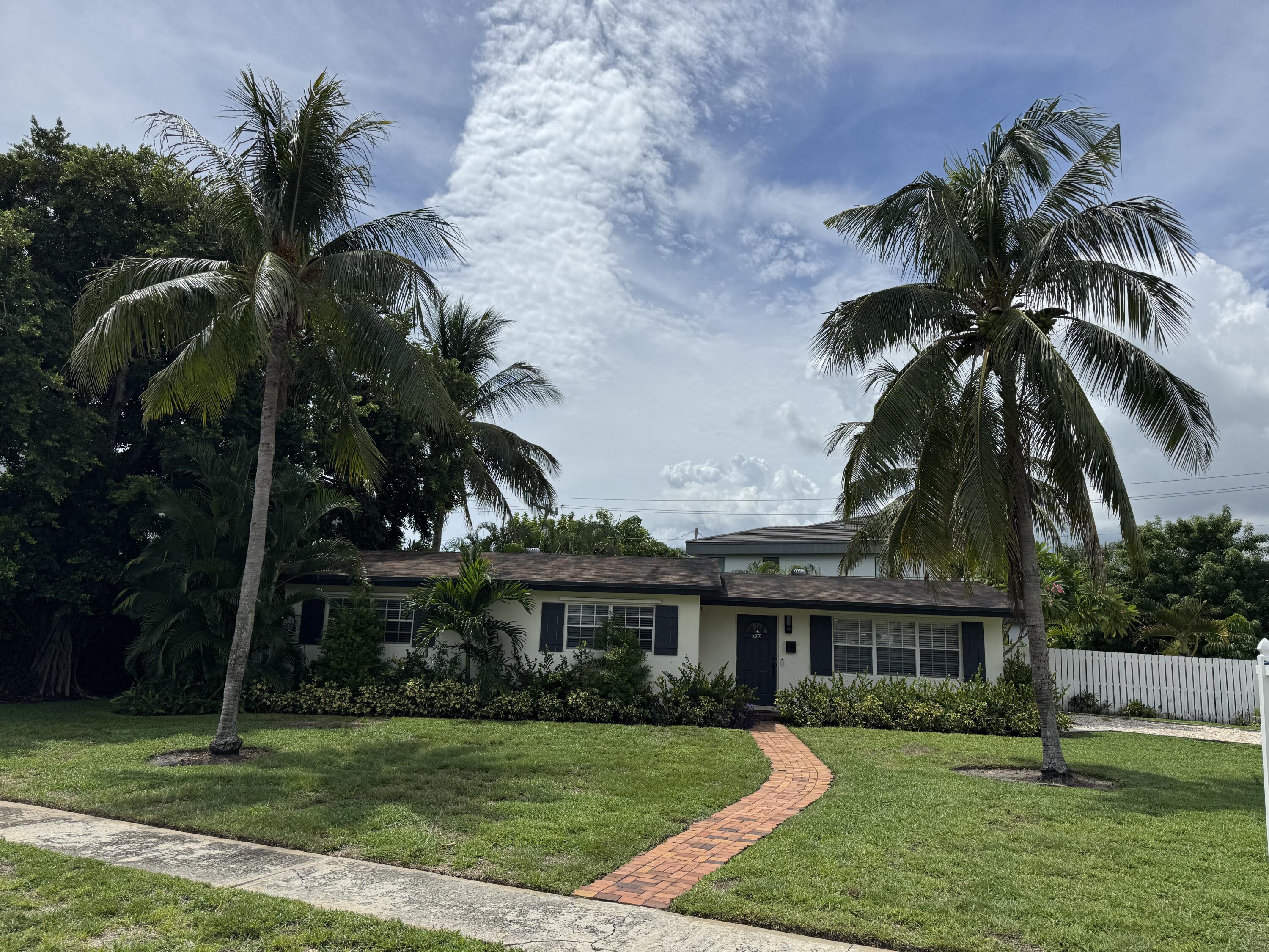This renovated Boca Raton home offers an open, light and bright layout perfect for modern living. Natural light fills the spaces, creating a welcoming feel throughout. The home features an EV charger and a private fenced yard with lush landscaping surrounding a sparkling pool, ideal for relaxing or entertaining. Just steps from Mizner Park and downtown, you'll enjoy dining, shops, and theater nearby, with beaches, golf, and parks only minutes away. Available immediately with flexible lease options for seasonal or annual stays, this home offers the perfect setting to enjoy the Boca lifestyle.Monthly Rental Schedule Dec- $9KJan - $9KFeb - $9KMarch- $9KApril- $9KMay - $7KJune - $6KJuly - $5KAug - $4KSept - $4KOct - $5KNov - $6KAnnual - $6500/monthly