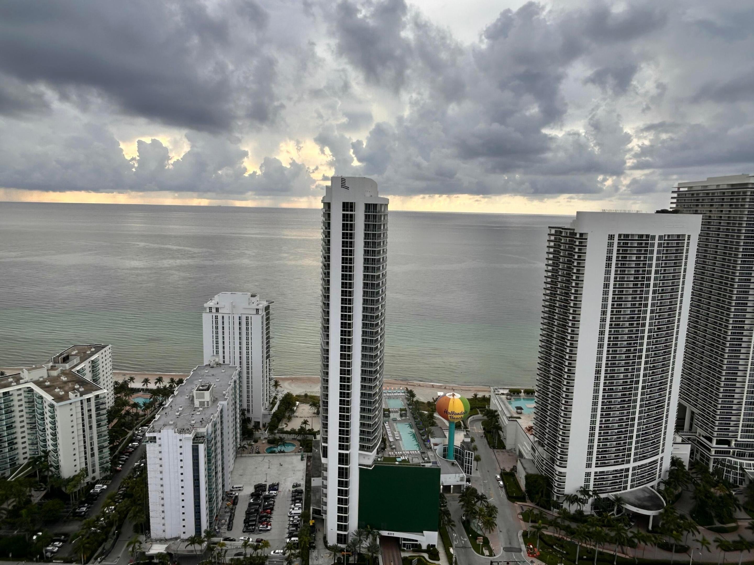 4010 S Ocean Drive R1007