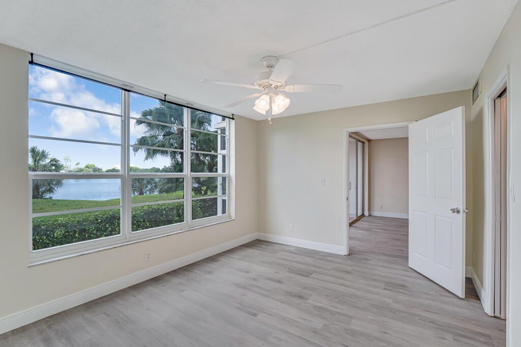 NO. 40 PALM-AIRE COUNTRY - Residential