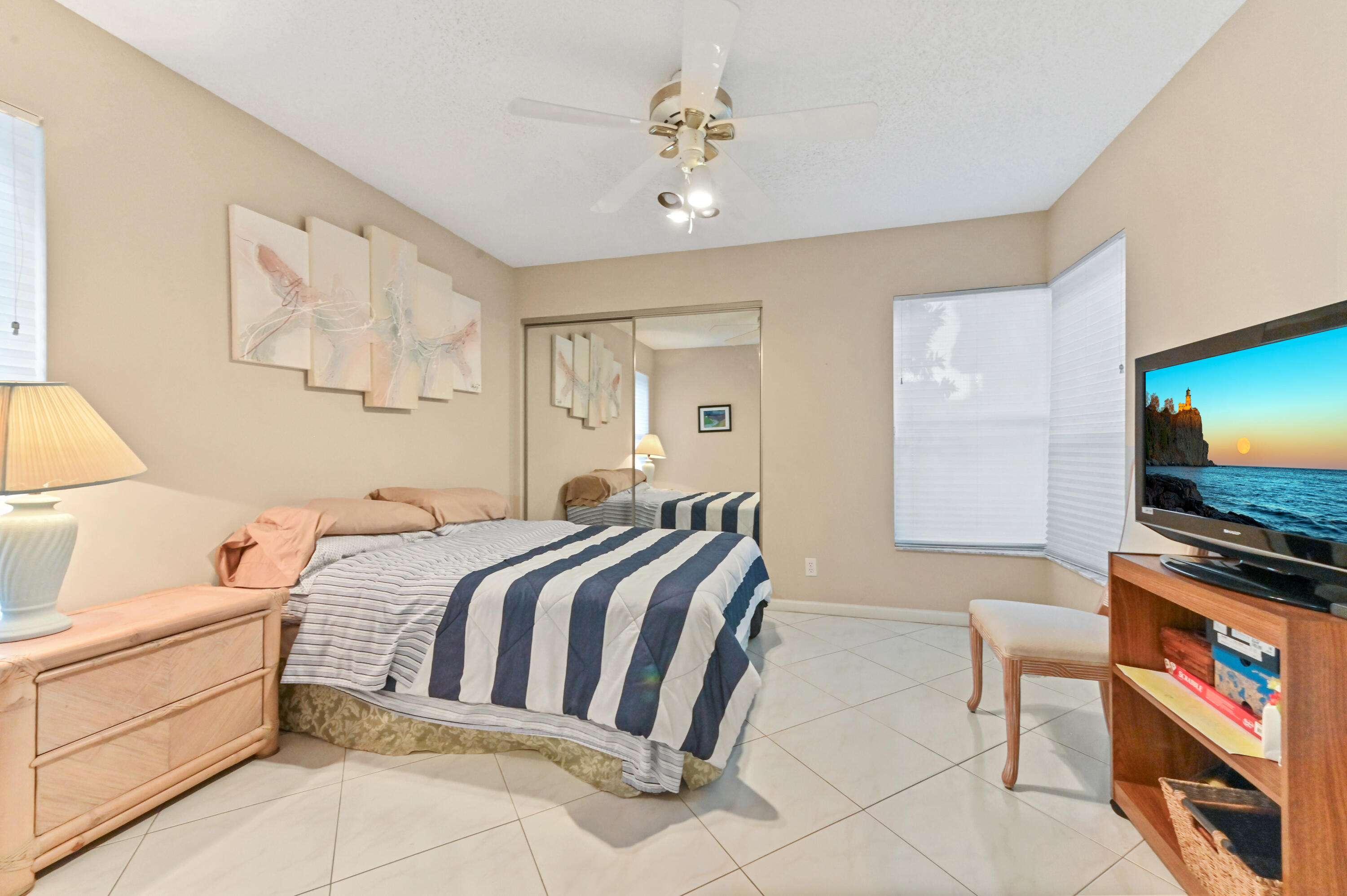 PALM ISLES - Residential Lease