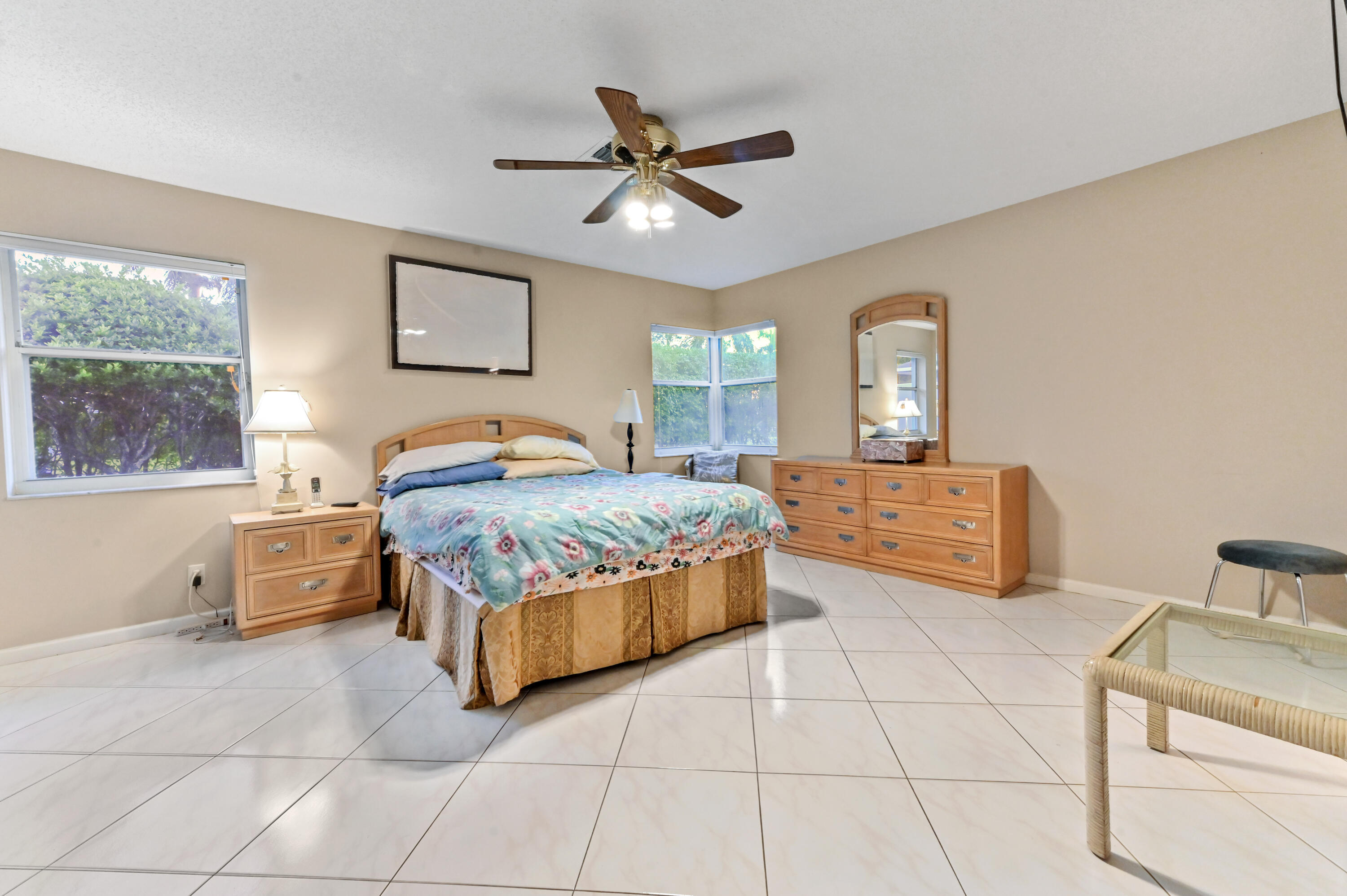 PALM ISLES - Residential Lease