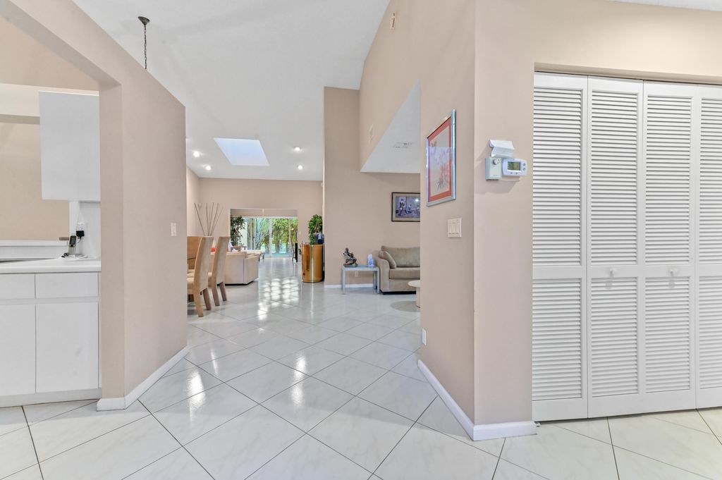 Photo of 7192 Summer Tree Drive, Boynton Beach, FL 33437 (MLS # R11168998)
