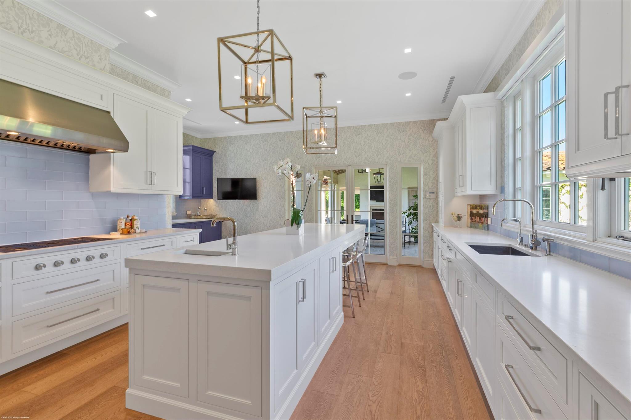 JUPITER ISLAND - Residential