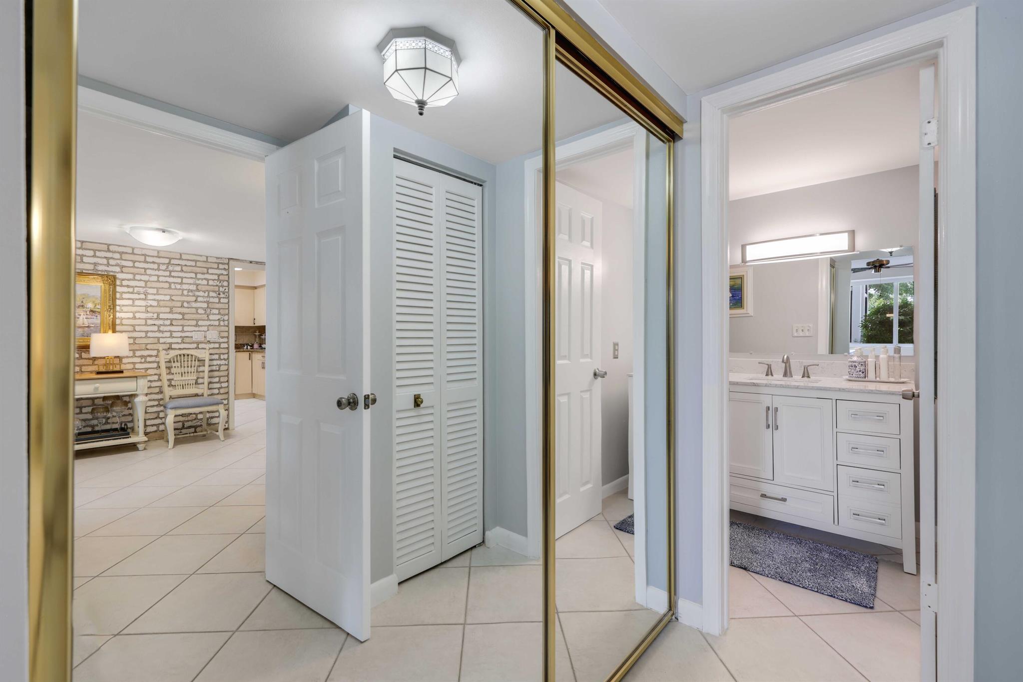LONGWOOD CONDO - Residential