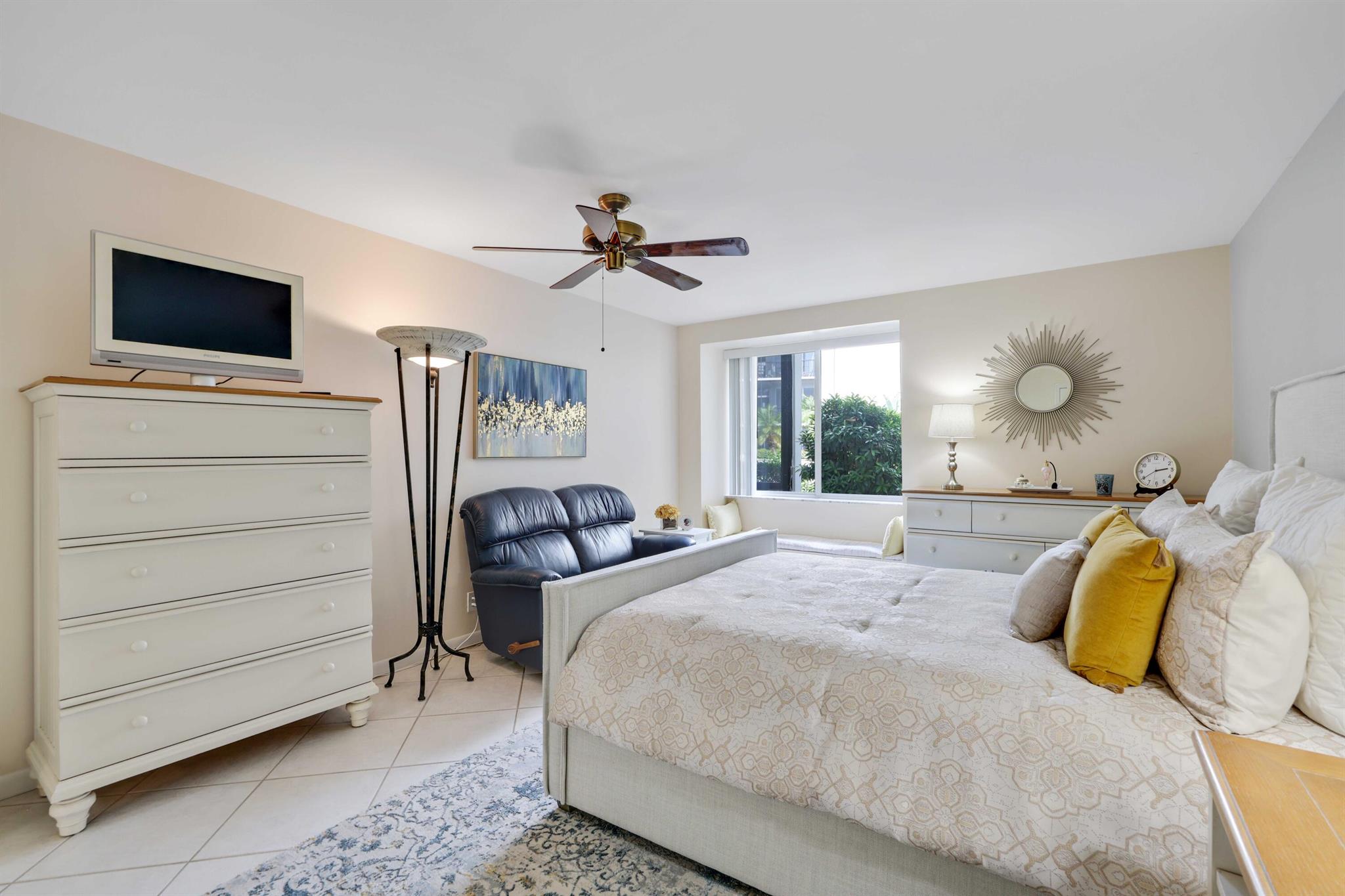 LONGWOOD CONDO - Residential