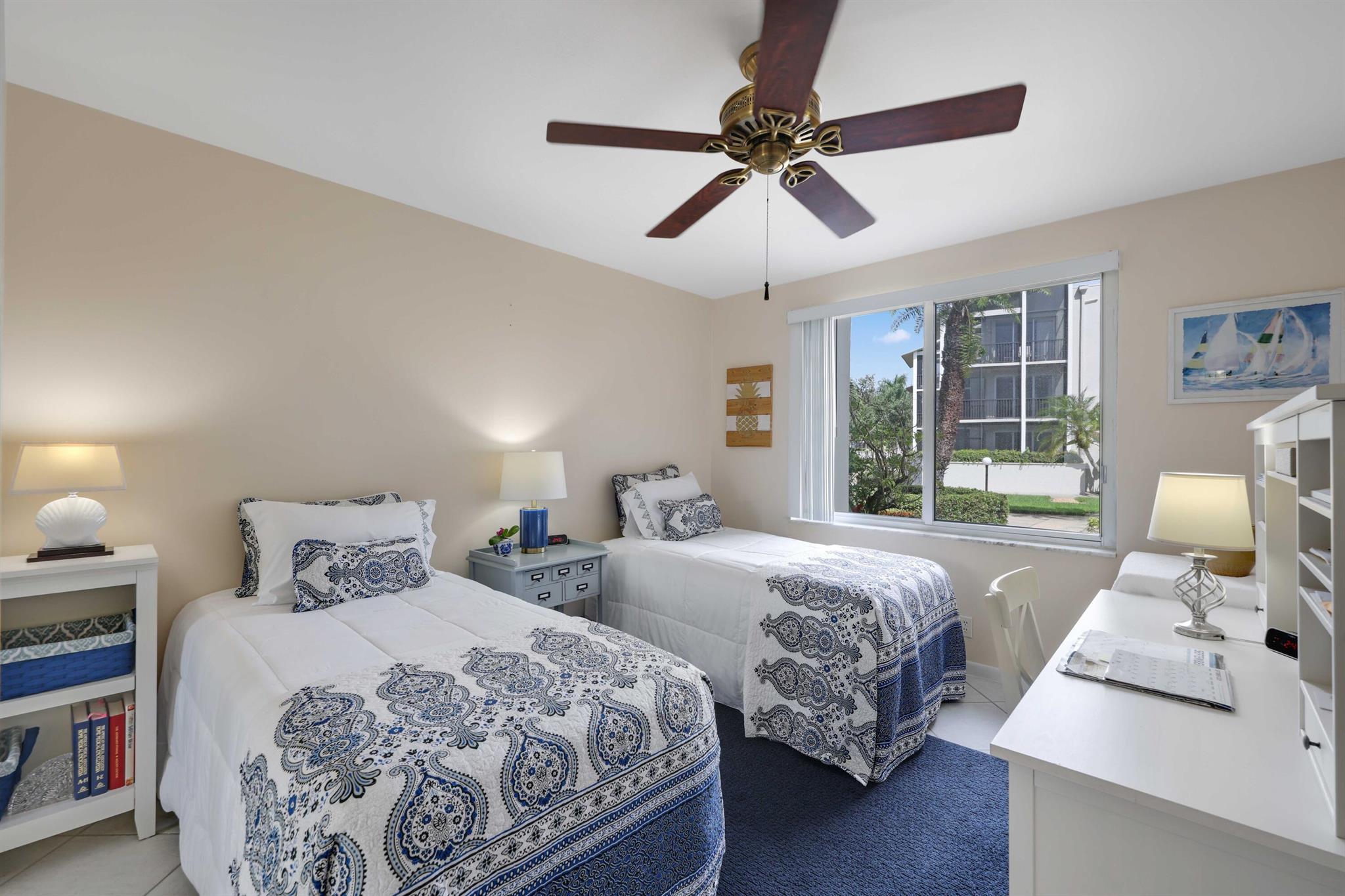 LONGWOOD CONDO - Residential
