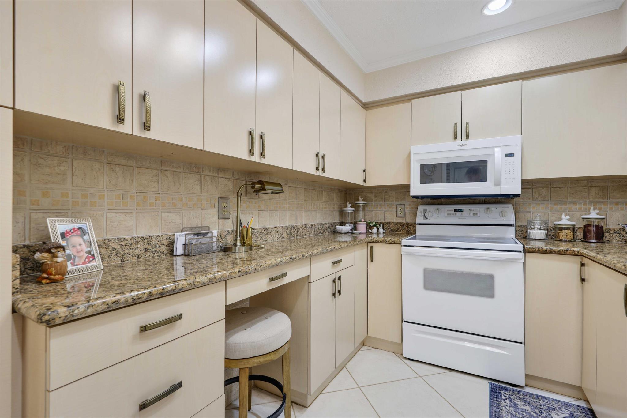 LONGWOOD CONDO - Residential