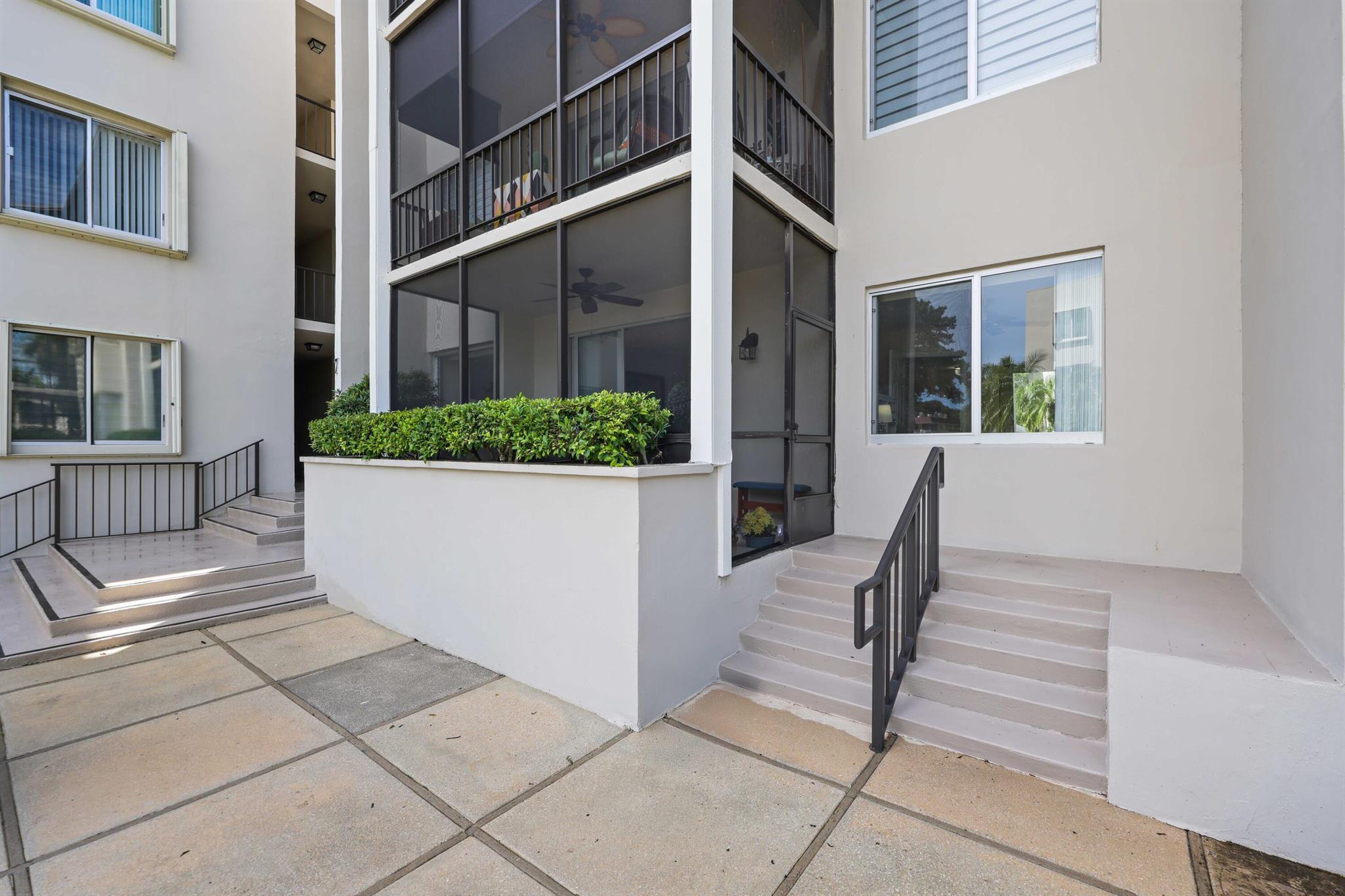 11811 Avenue Of The Pga 7-1f
