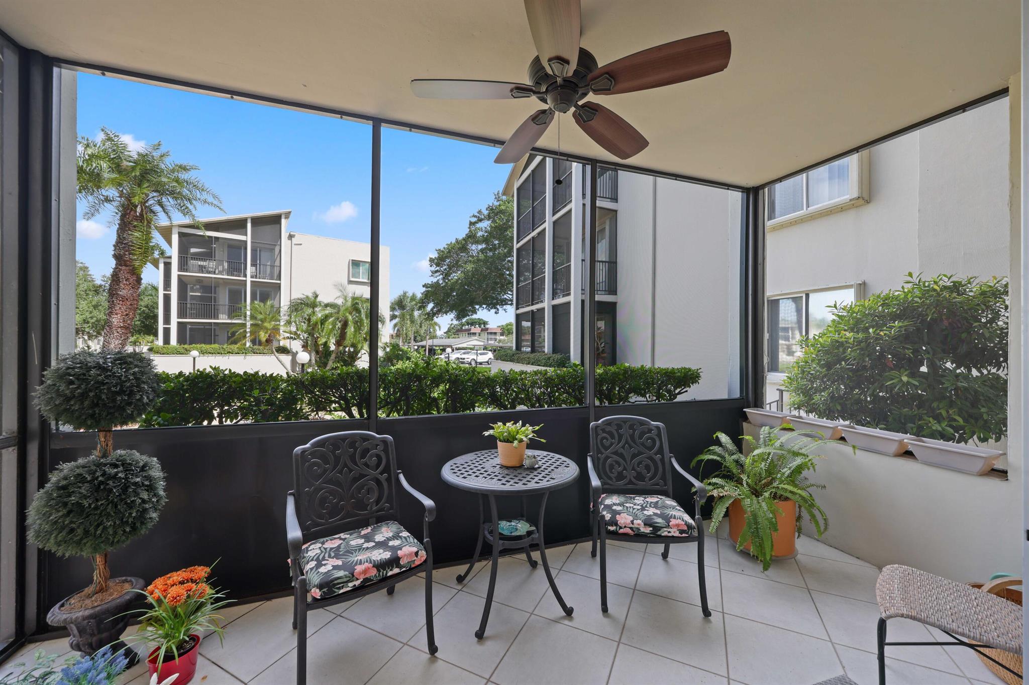 LONGWOOD CONDO - Residential