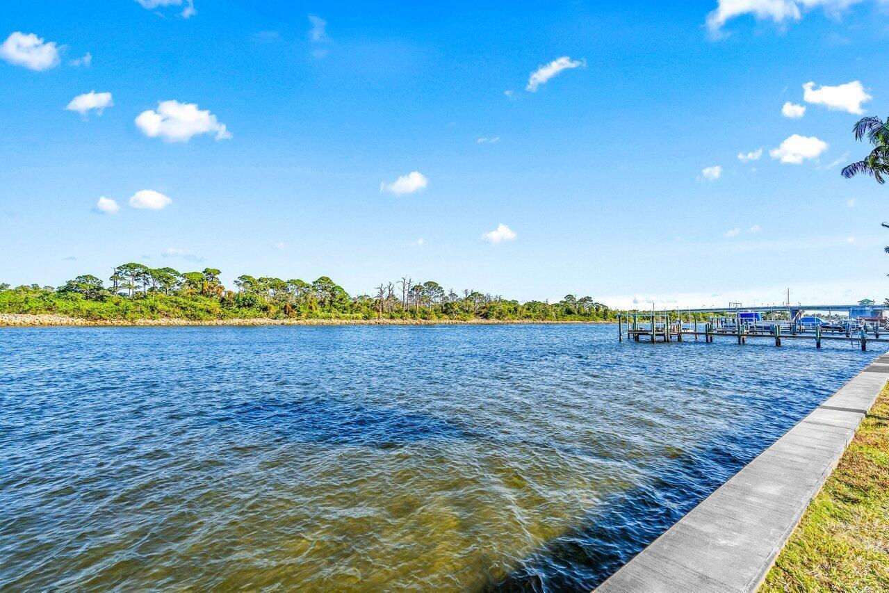 Paradise Port - Residential