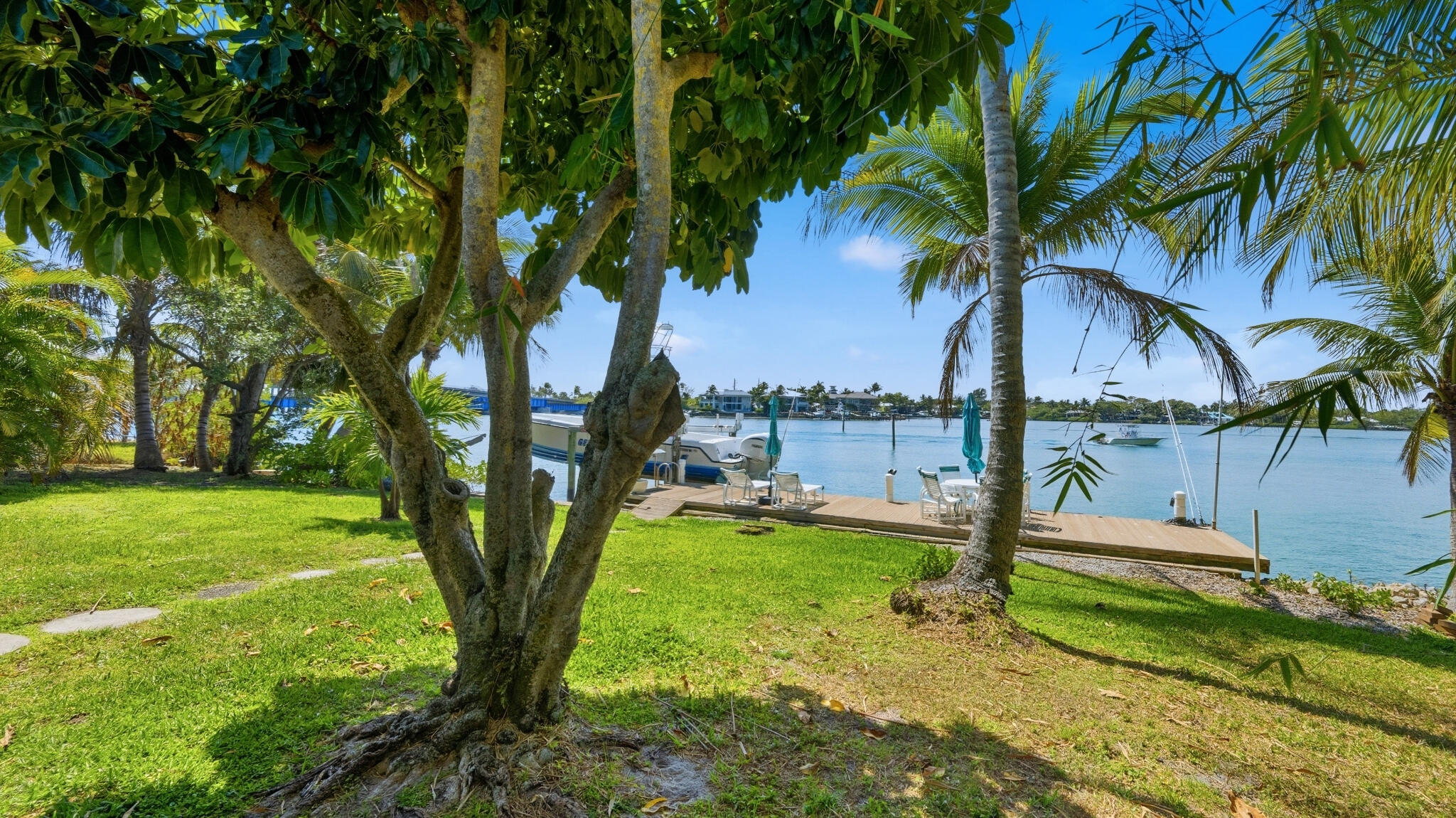 Loxahatchee River - Residential