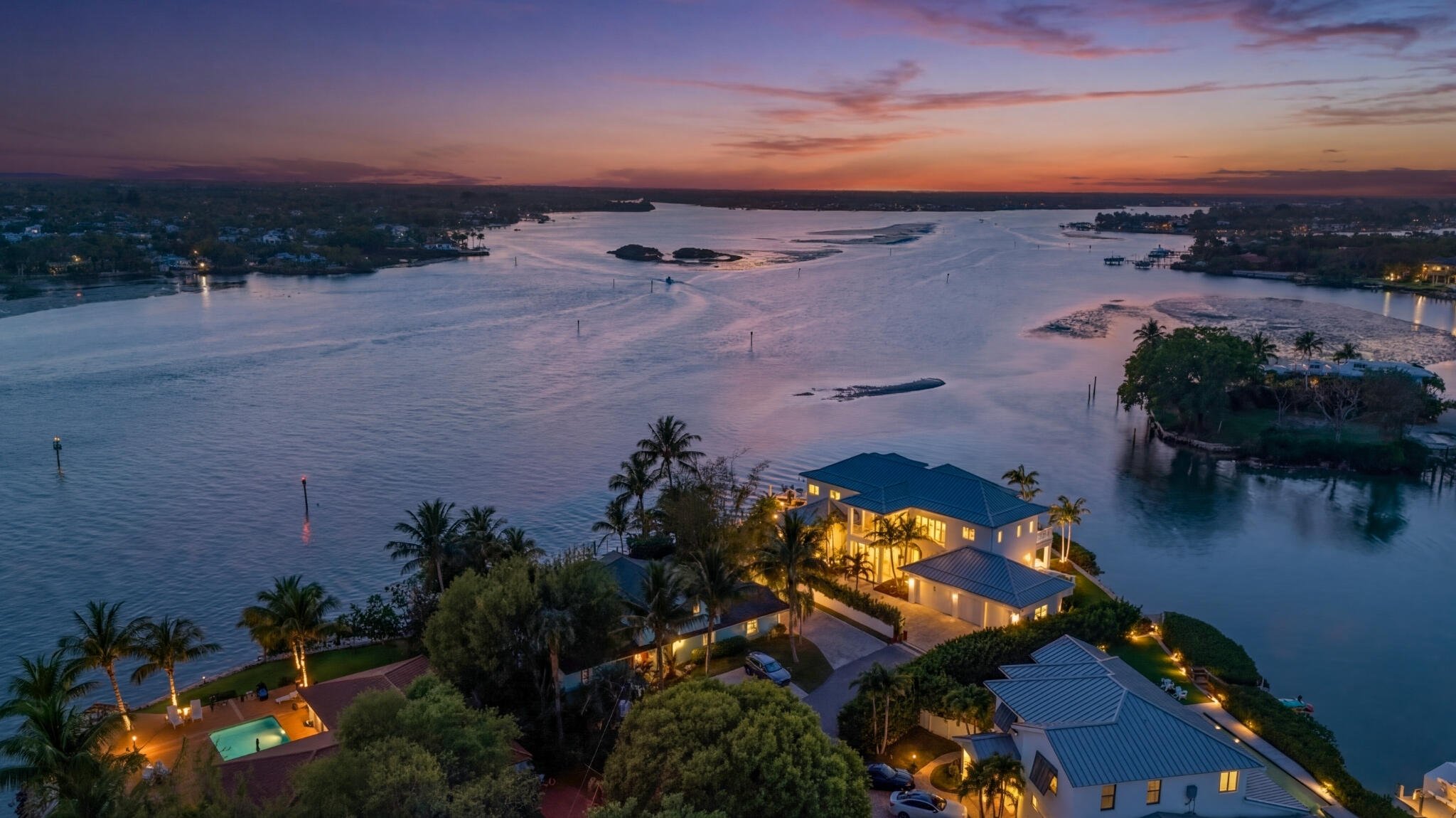 Loxahatchee River - Residential