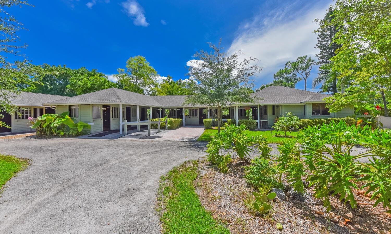 2040 Appaloosa Trail, Wellington, FL, 33414/$146,000 2 2040 Appaloosa Trail