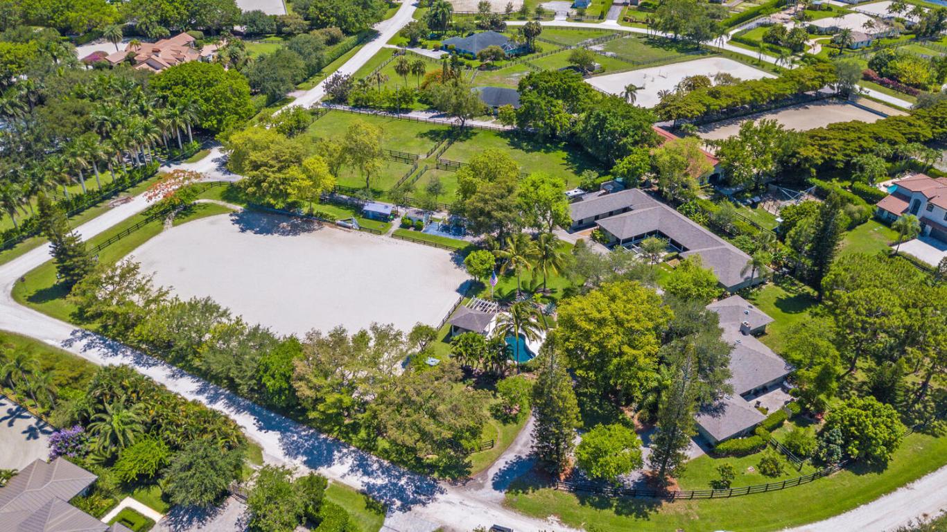 Saddle Trail Park of Wellington - Land