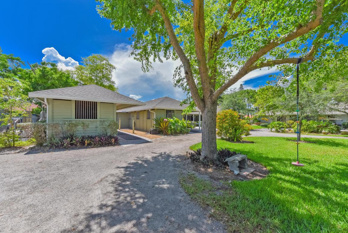 Saddle Trail Park of Wellington - Land