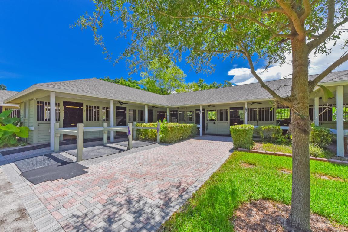 Saddle Trail Park of Wellington - Land