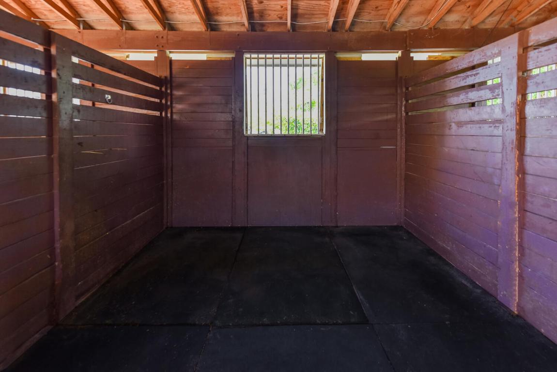 Saddle Trail Park of Wellington - Land