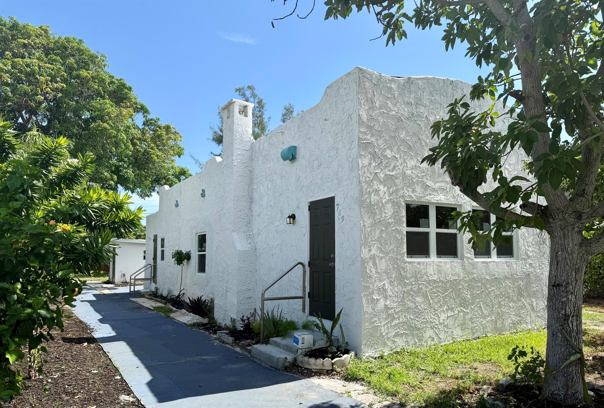 GARDENS THE - Residential