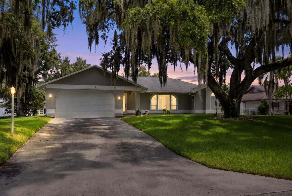 Photo of 6512 FLORA Way, Fort Pierce, FL 34951 (MLS # B26063860)
