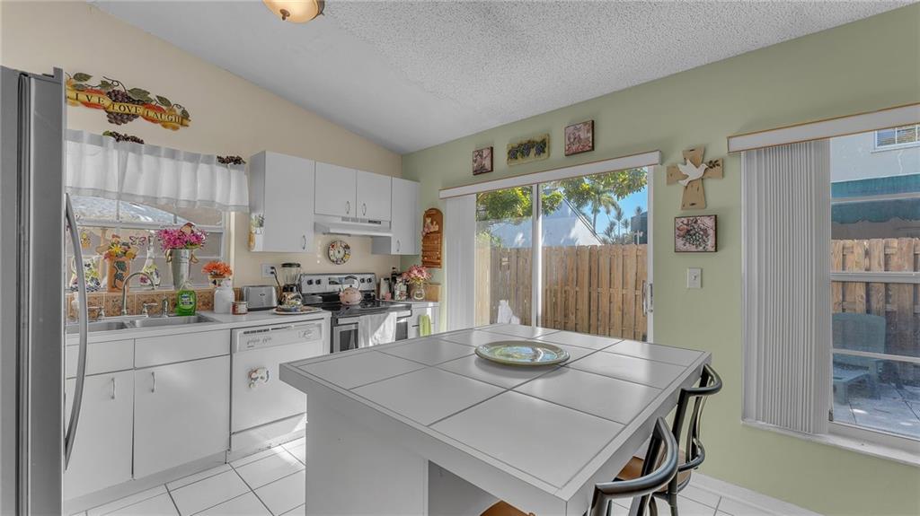 Coral Creek - Residential