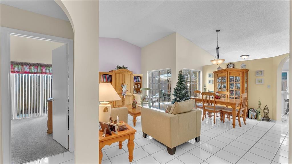 Coral Creek - Residential