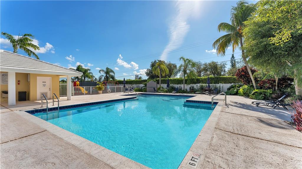 Coral Creek - Residential