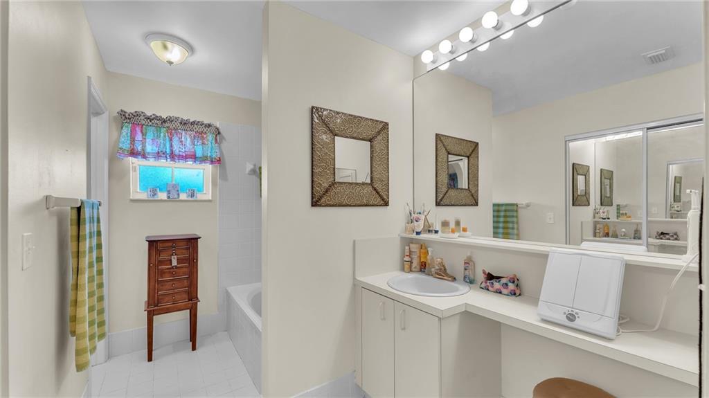 Coral Creek - Residential