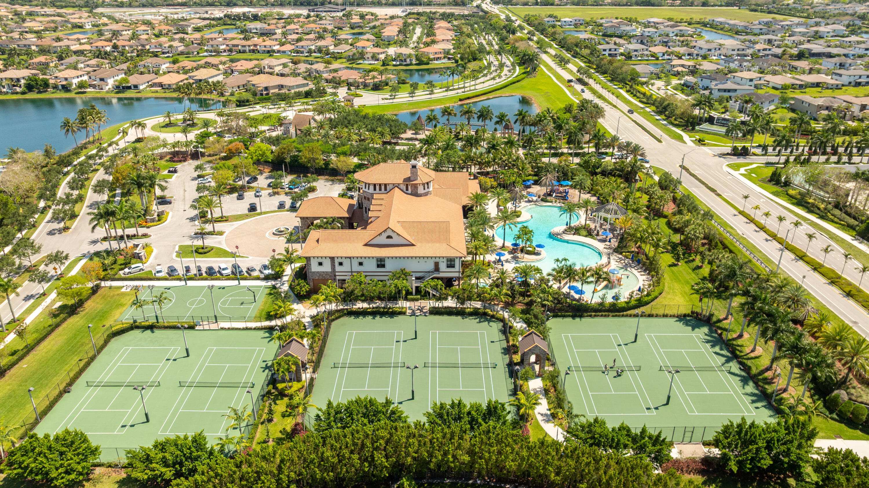 MiraLago - Residential