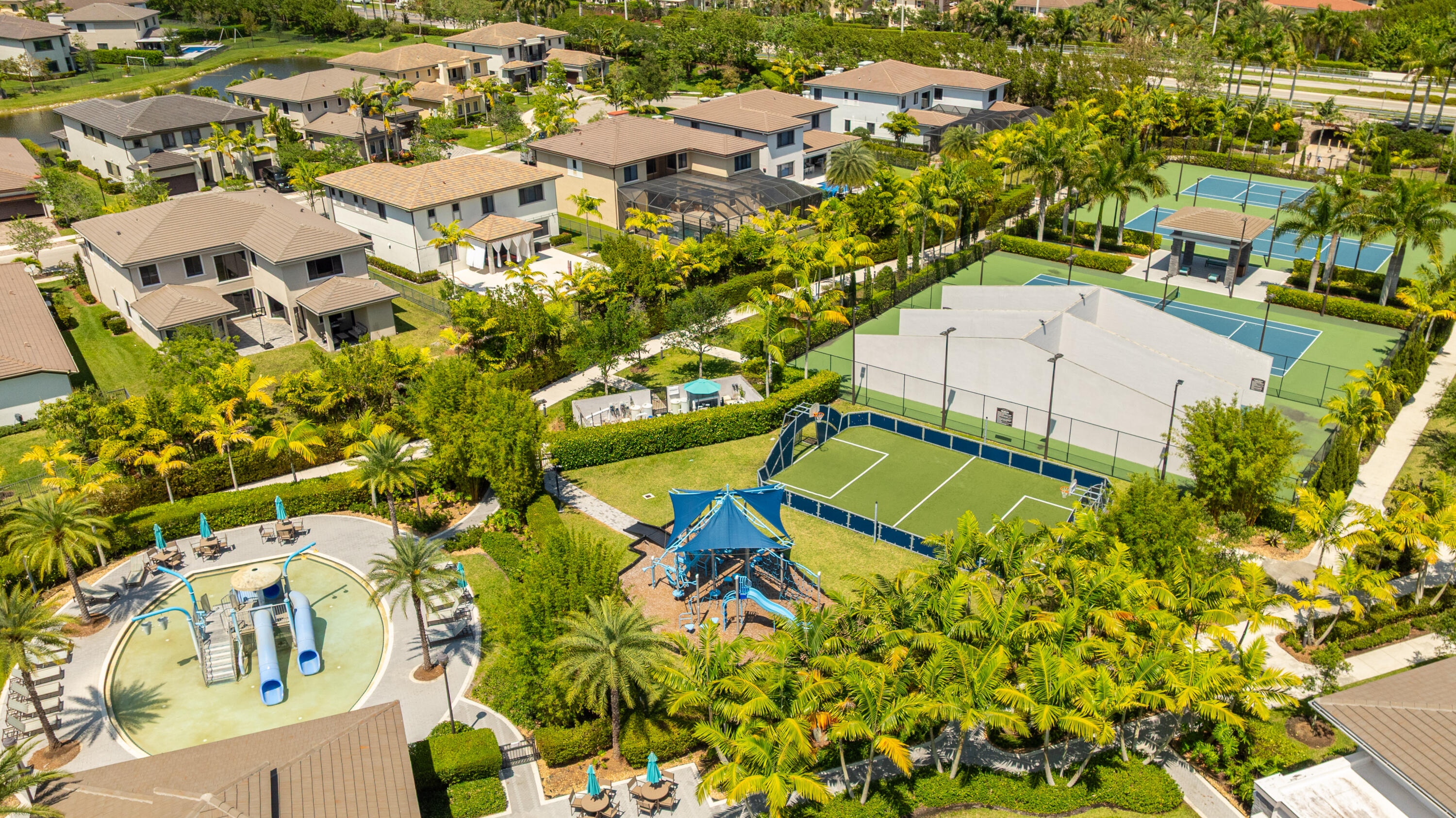 MiraLago - Residential