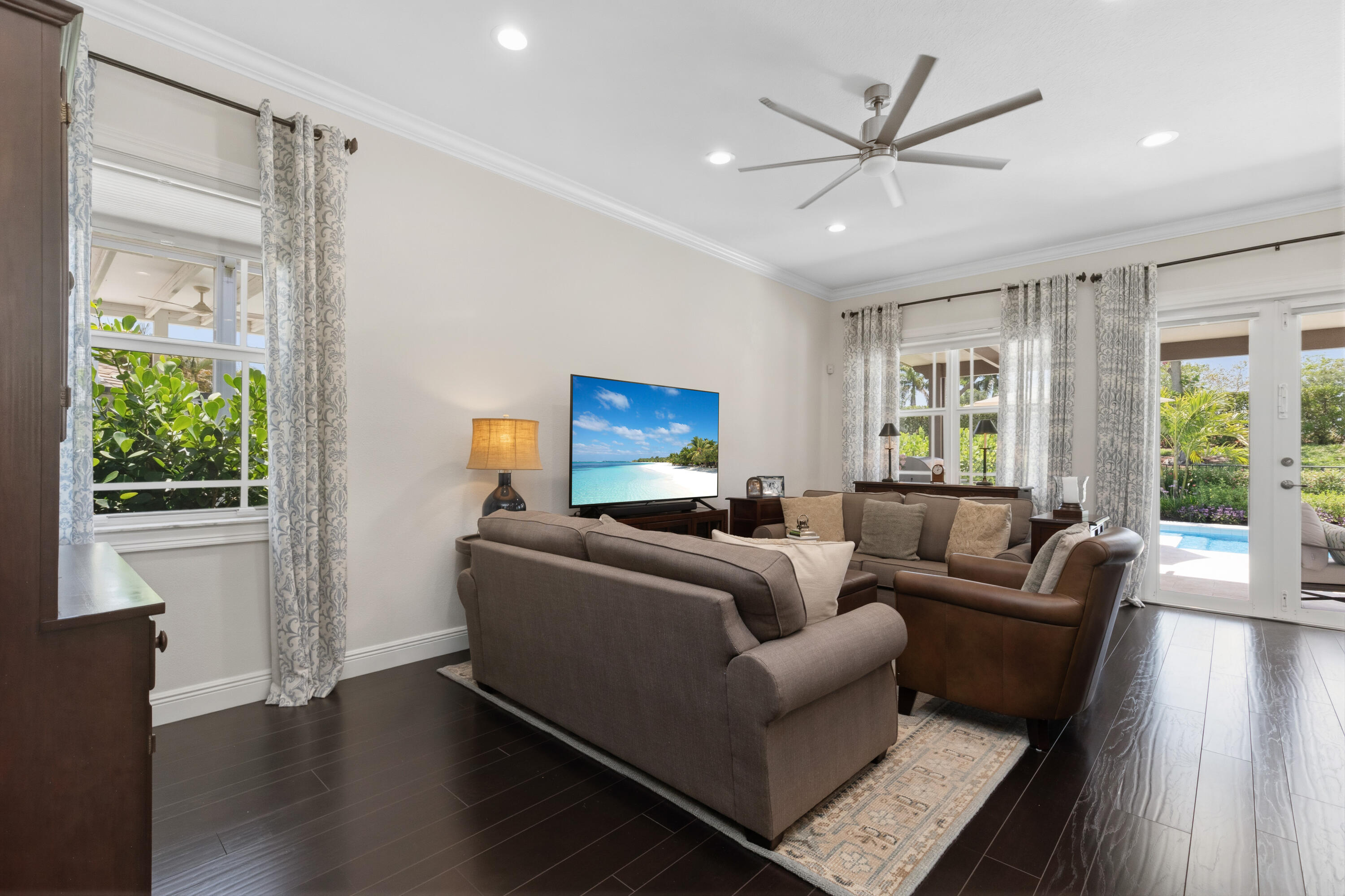 MiraLago - Residential