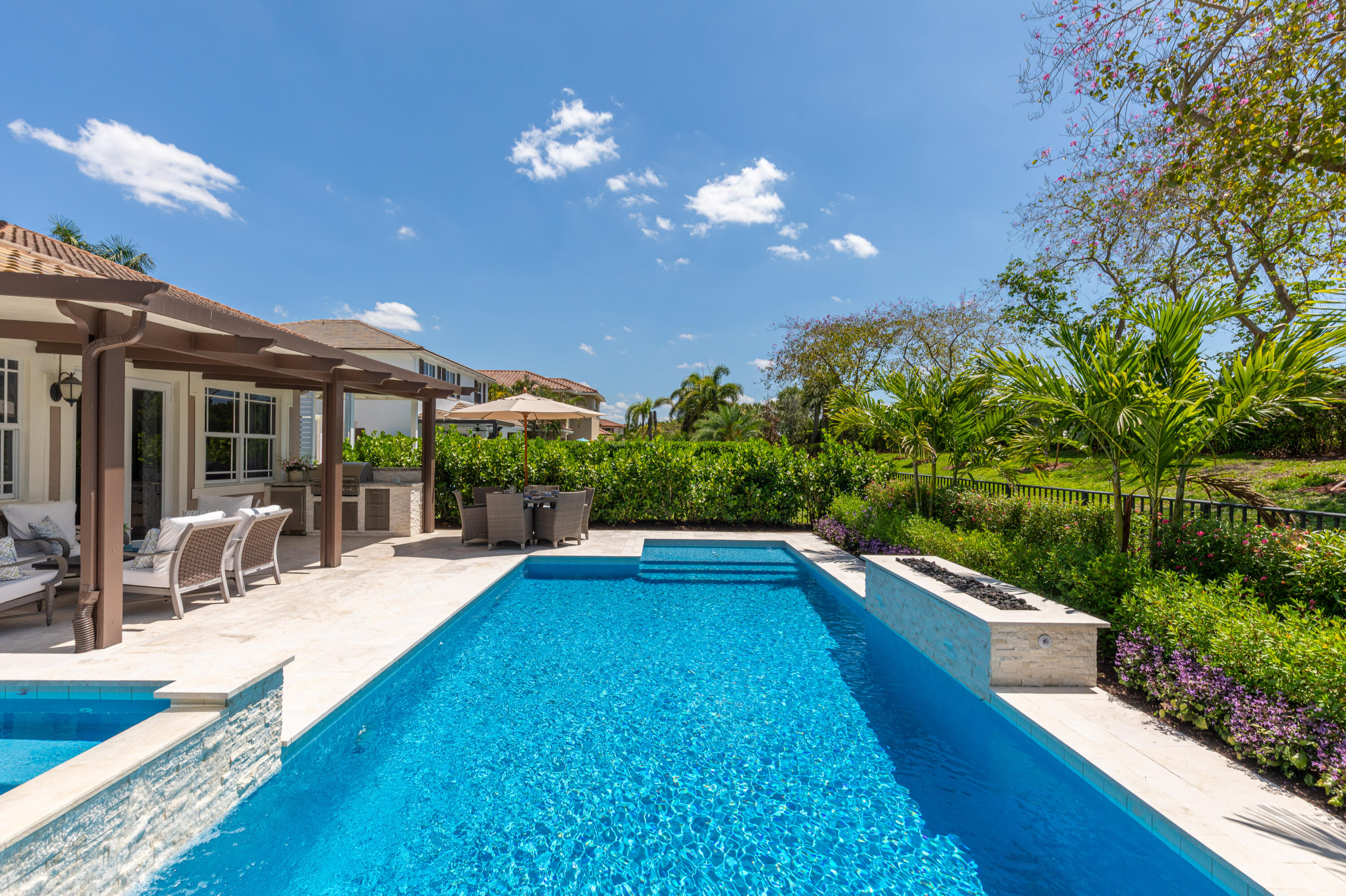 MiraLago - Residential