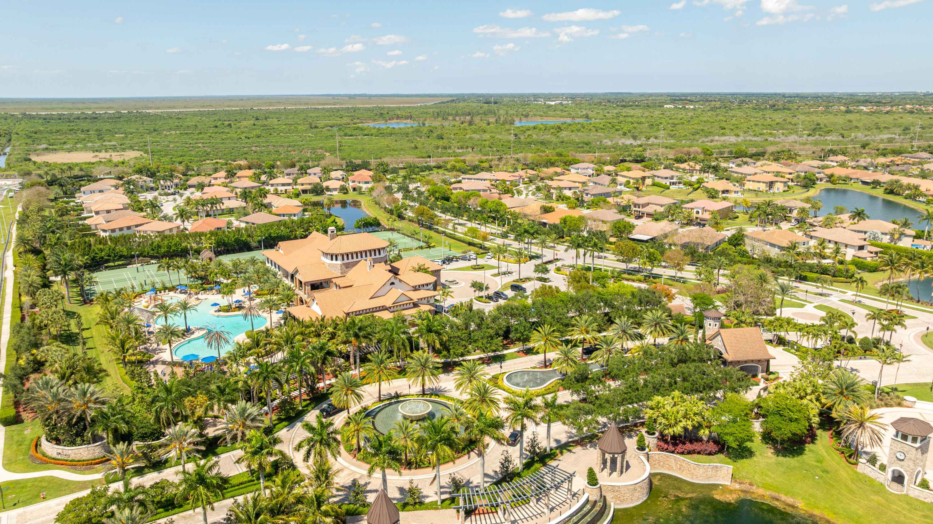 MiraLago - Residential