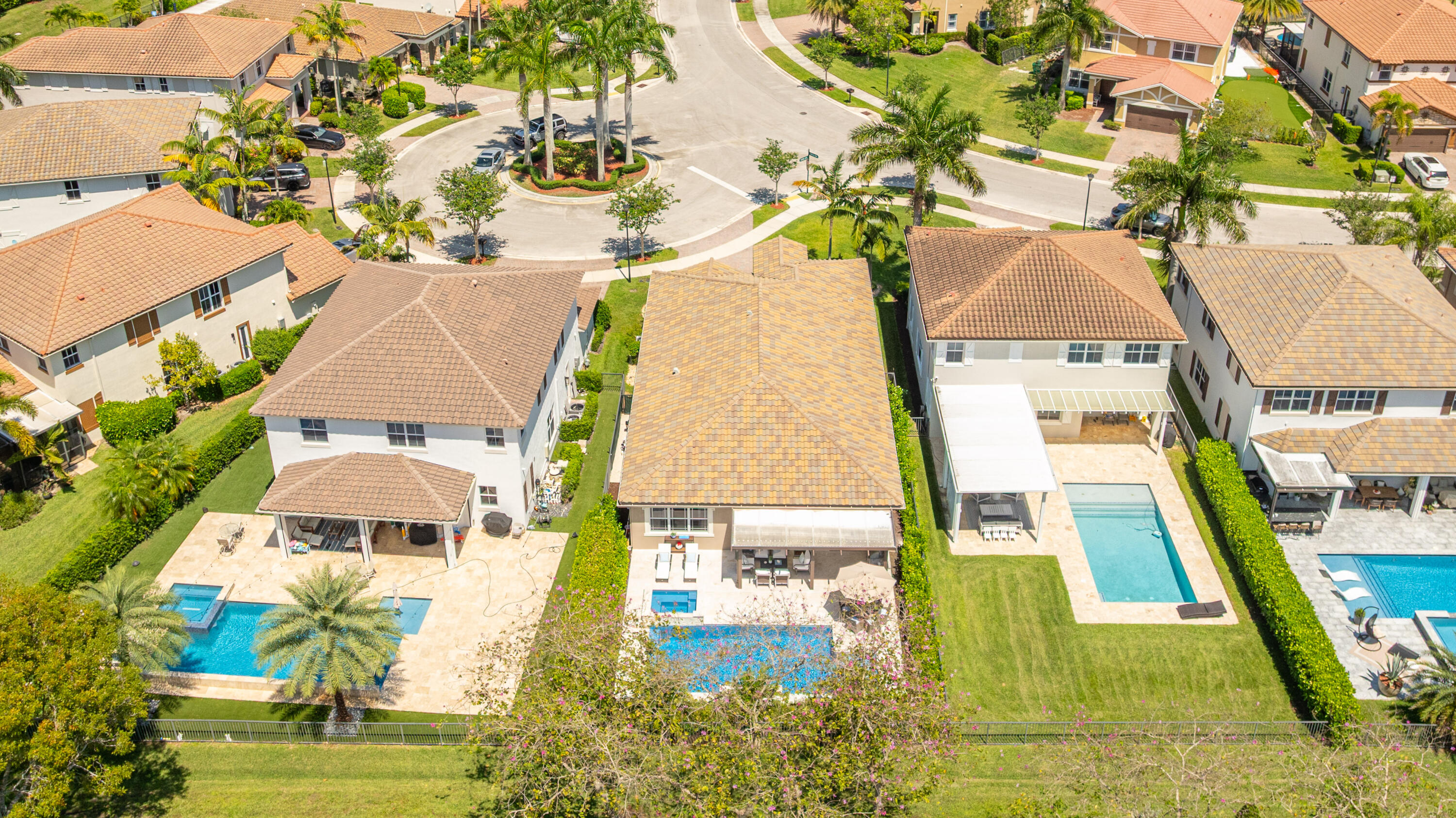MiraLago - Residential
