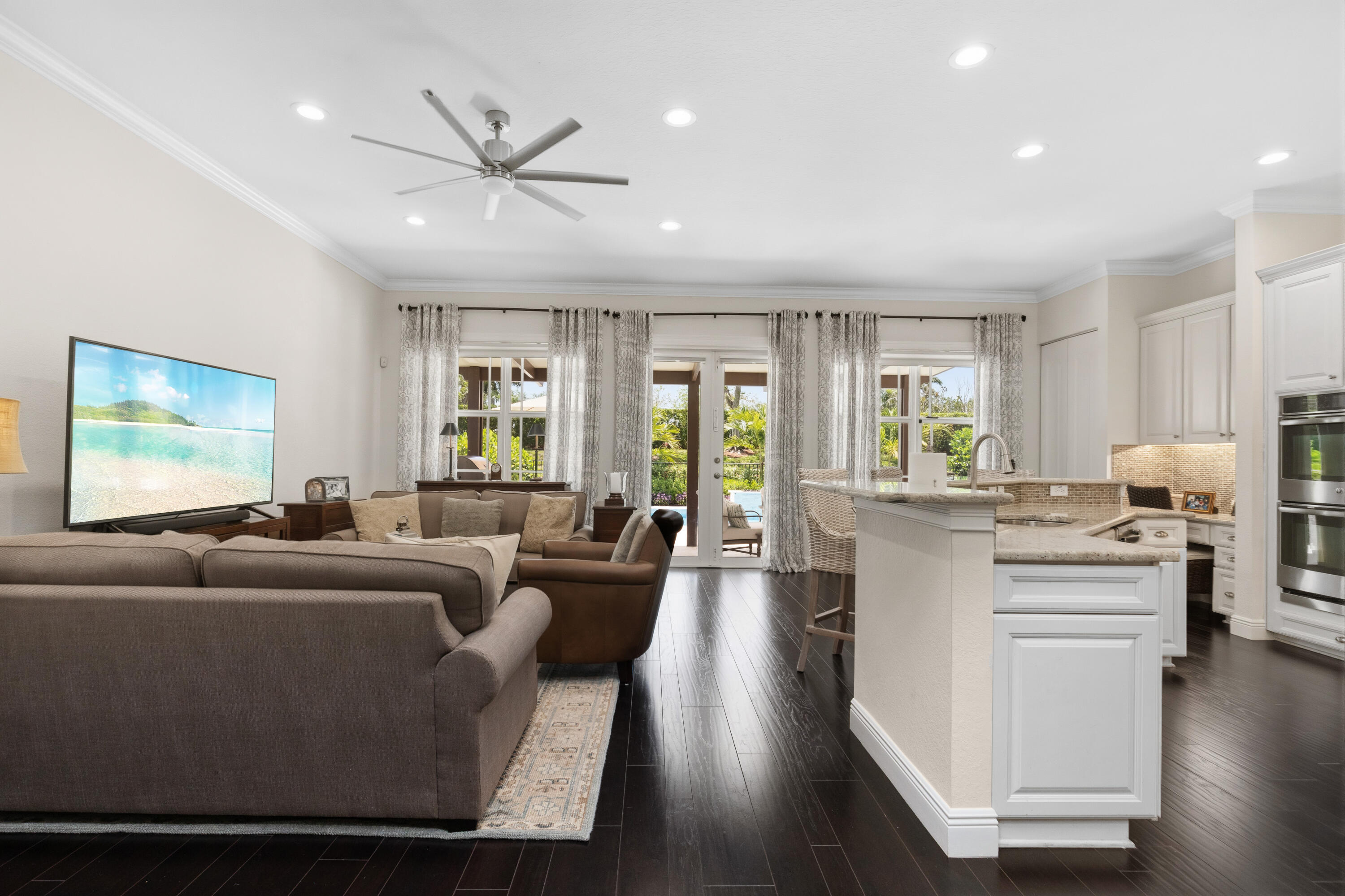 MiraLago - Residential