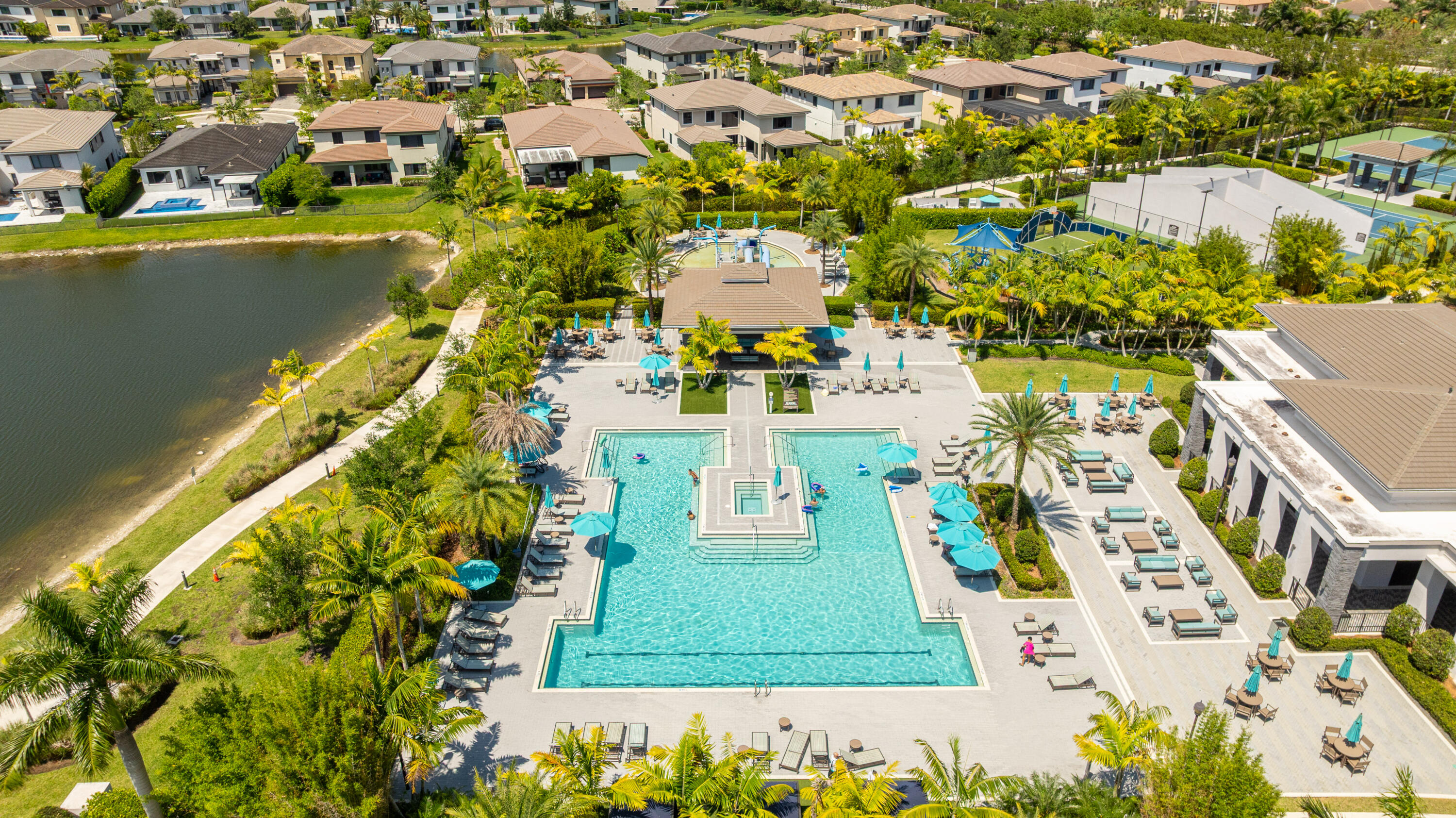 MiraLago - Residential