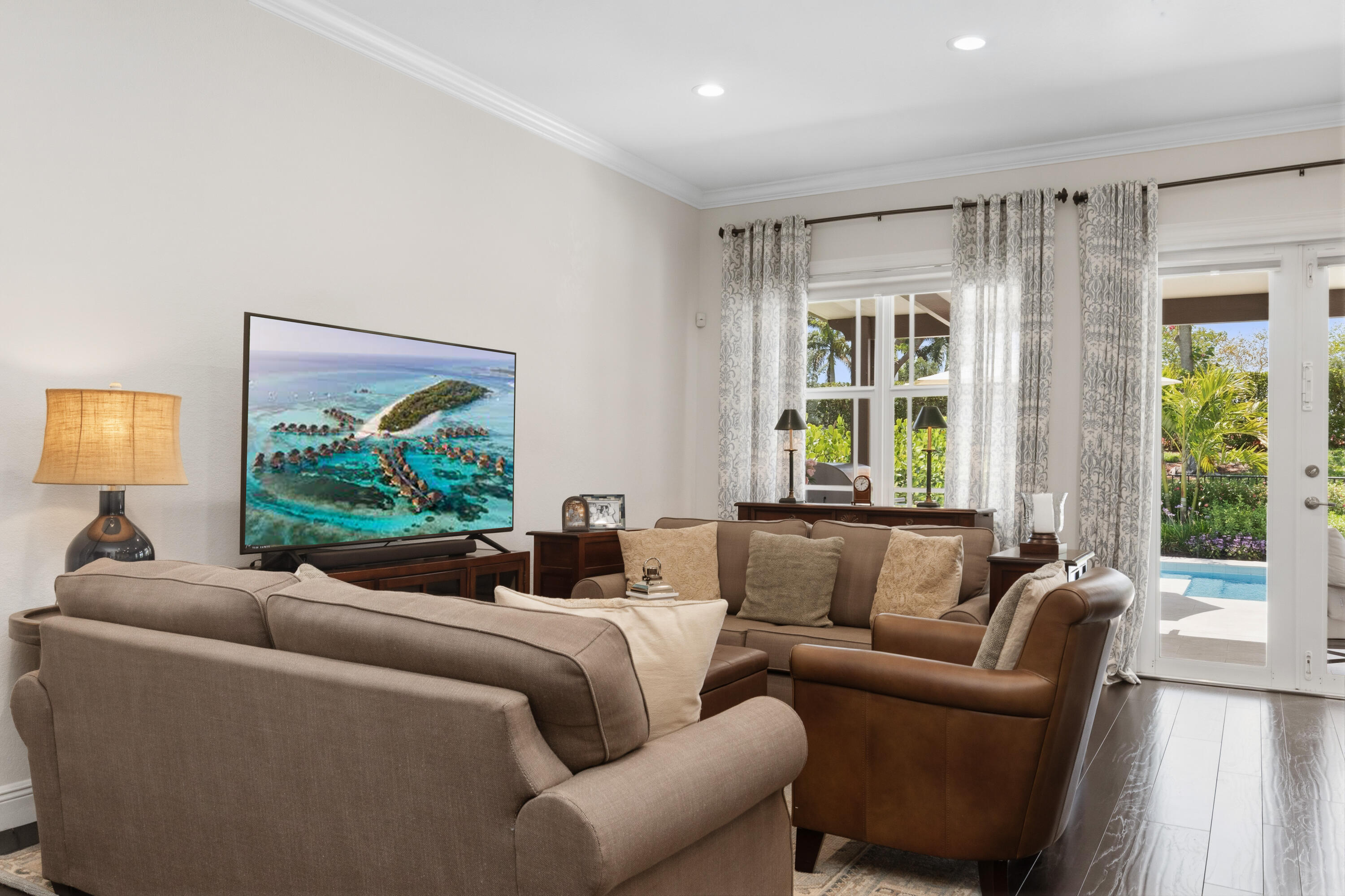MiraLago - Residential
