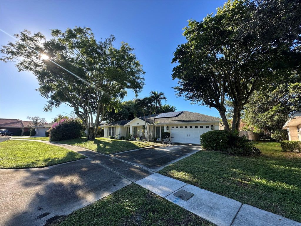 Photo of 12775 Newton Place, Wellington, FL 33414 (MLS # F10534983)