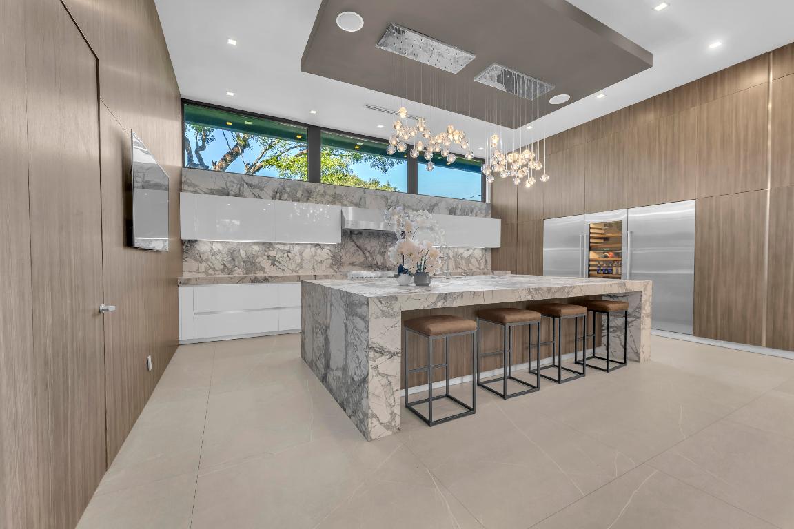 BEACH WAY HEIGHTS UNIT - Residential