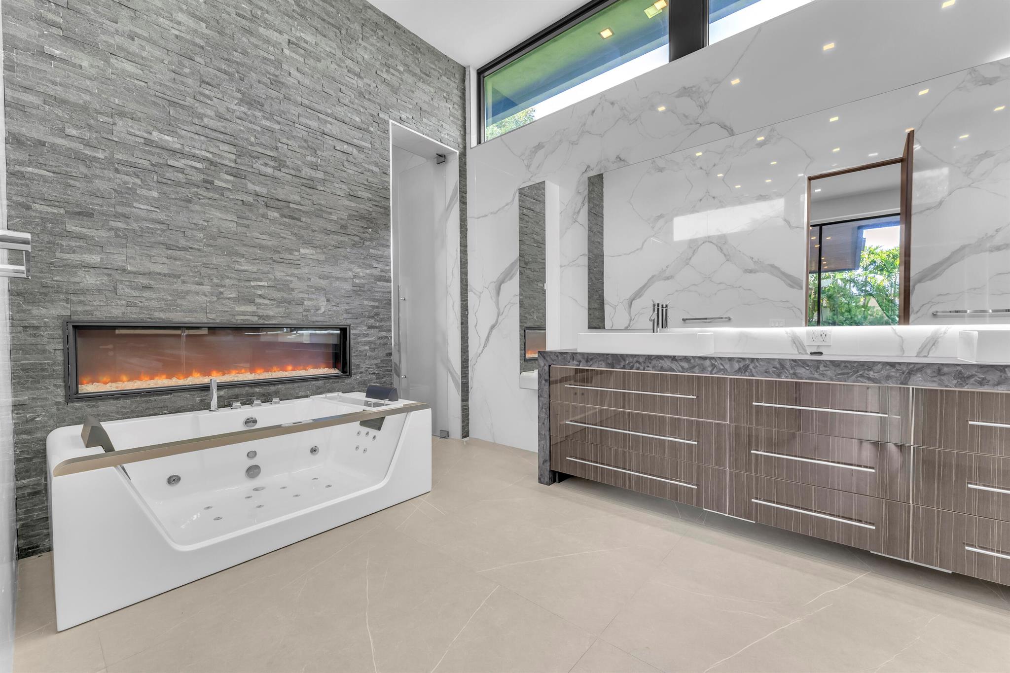 BEACH WAY HEIGHTS UNIT - Residential