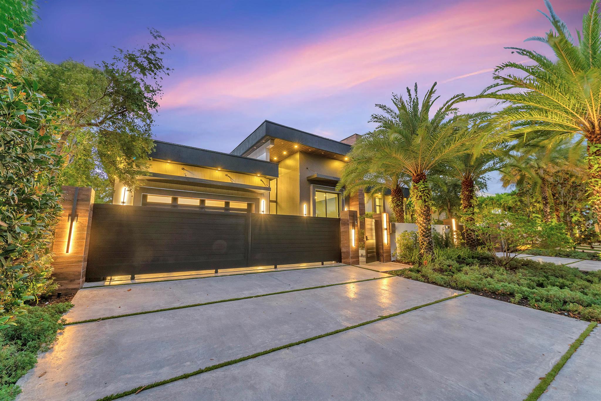 BEACH WAY HEIGHTS UNIT - Residential