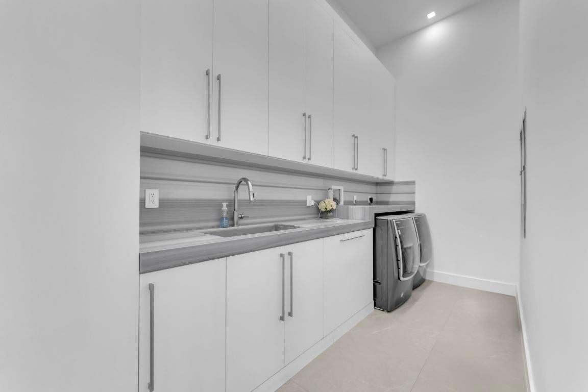 BEACH WAY HEIGHTS UNIT - Residential