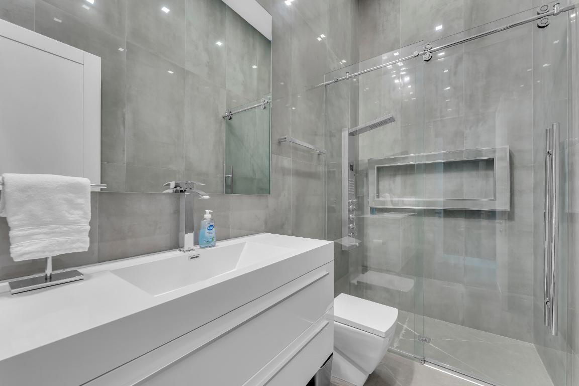 BEACH WAY HEIGHTS UNIT - Residential